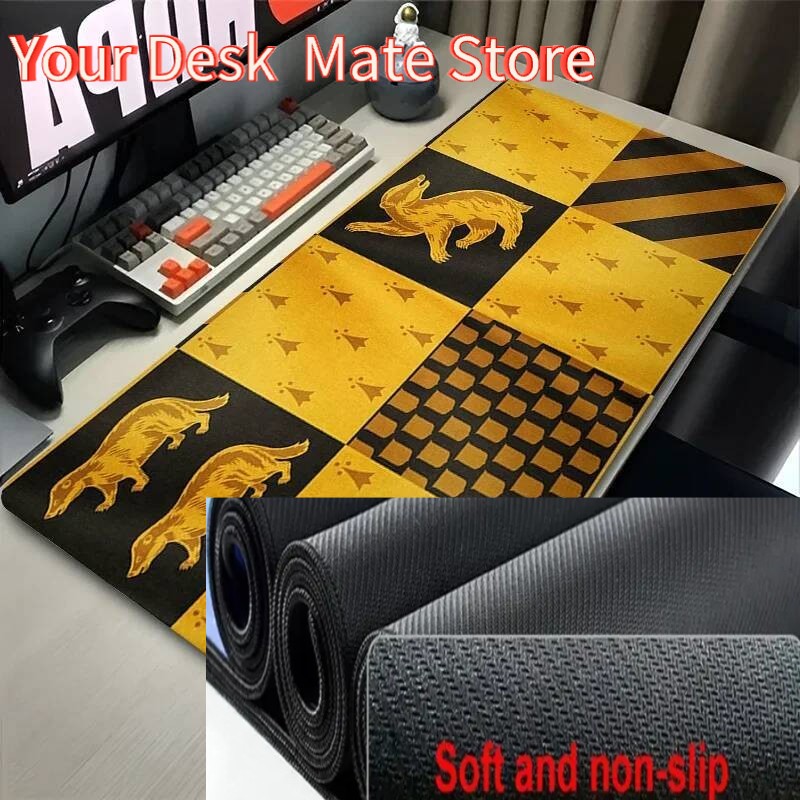 Yellow Laptop Accessories - Preto e branco texugo mouse pad